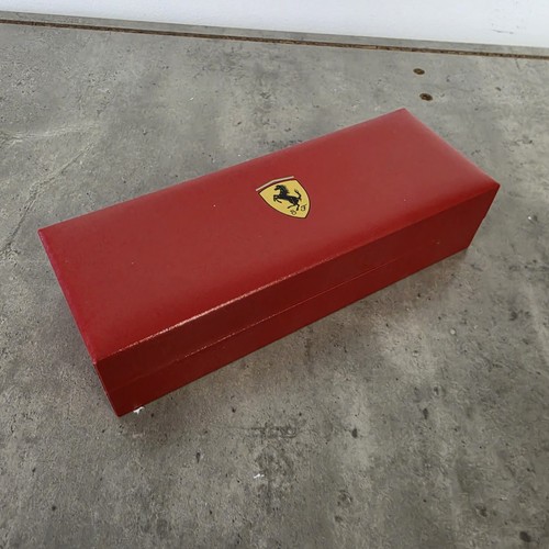 Official ferrari schuderia red - ferrari,